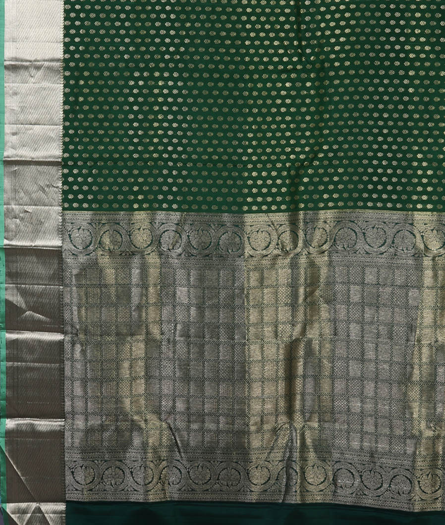 Green Handwoven Kanjivaram Silk Saree T4332354