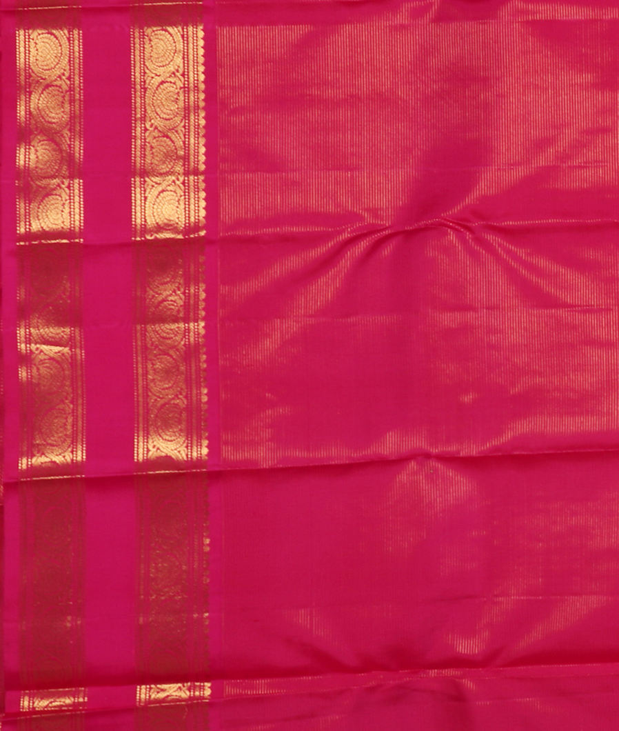 Cream Handwoven Kanjivaram Silk Saree T4279553