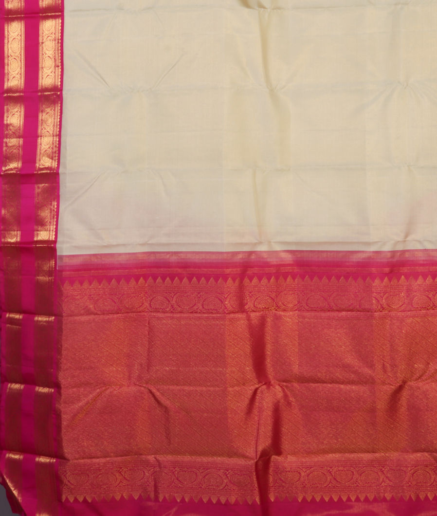 Cream Handwoven Kanjivaram Silk Saree T4279554