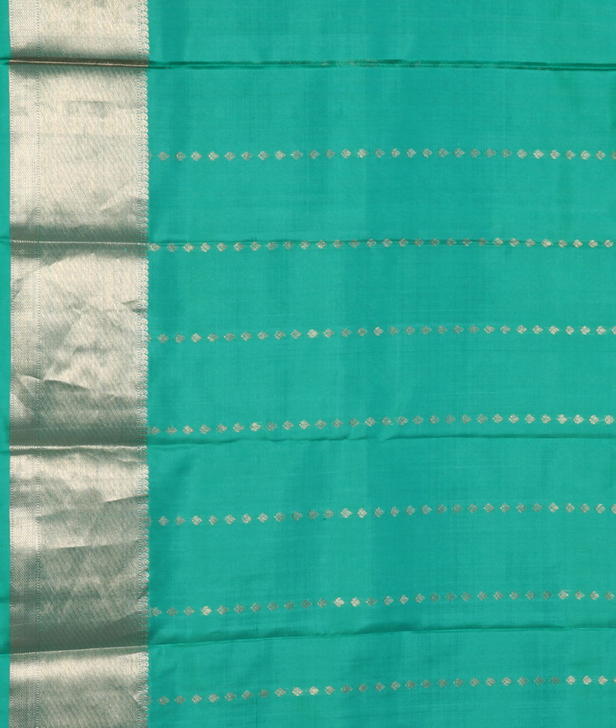 Green Handwoven Kanjivaram Silk Saree T4105603