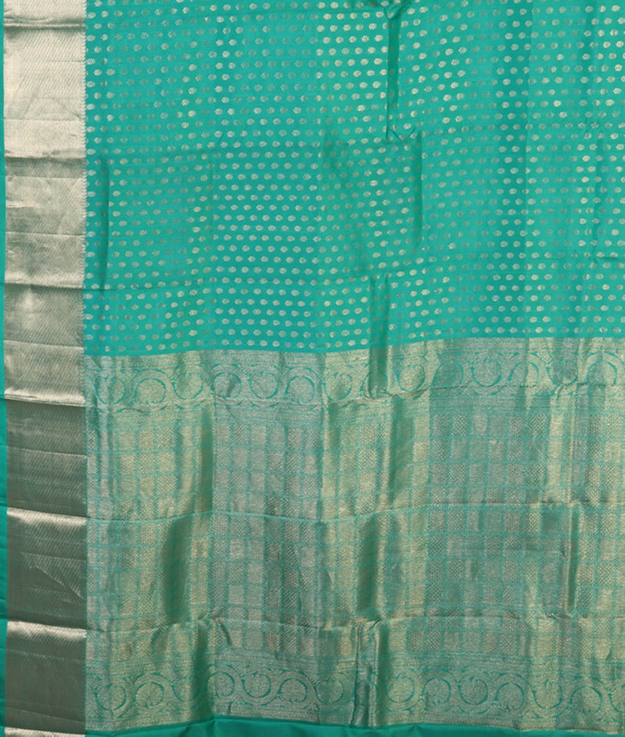 Green Handwoven Kanjivaram Silk Saree T4105604