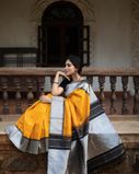 Yellow Handwoven Kanjivaram Silk Saree T3984652