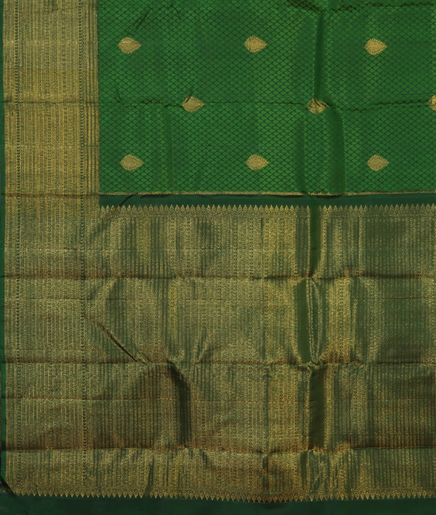 Green Handwoven Kanjivaram Silk Saree T4273954
