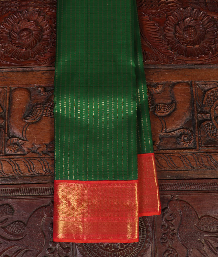 Green Handwoven Kanjivaram Silk Saree T448257-image