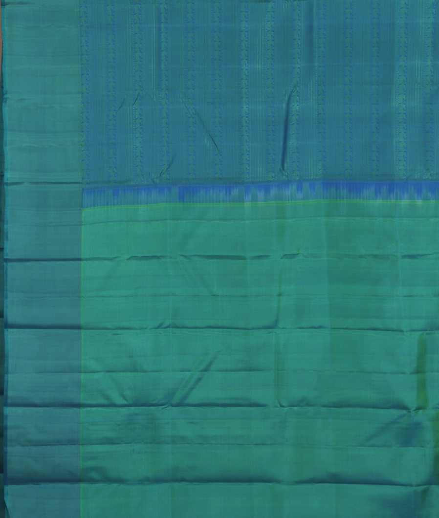 Peacock Blue Handwoven Kanjivaram Silk Saree T3611464