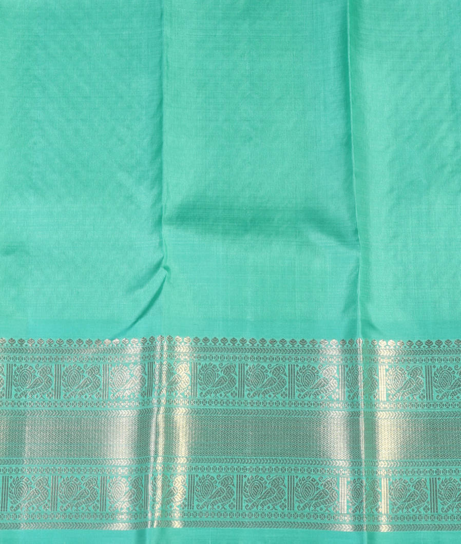 Green Handwoven Kanjivaram Silk Kids Pavadai T4324412