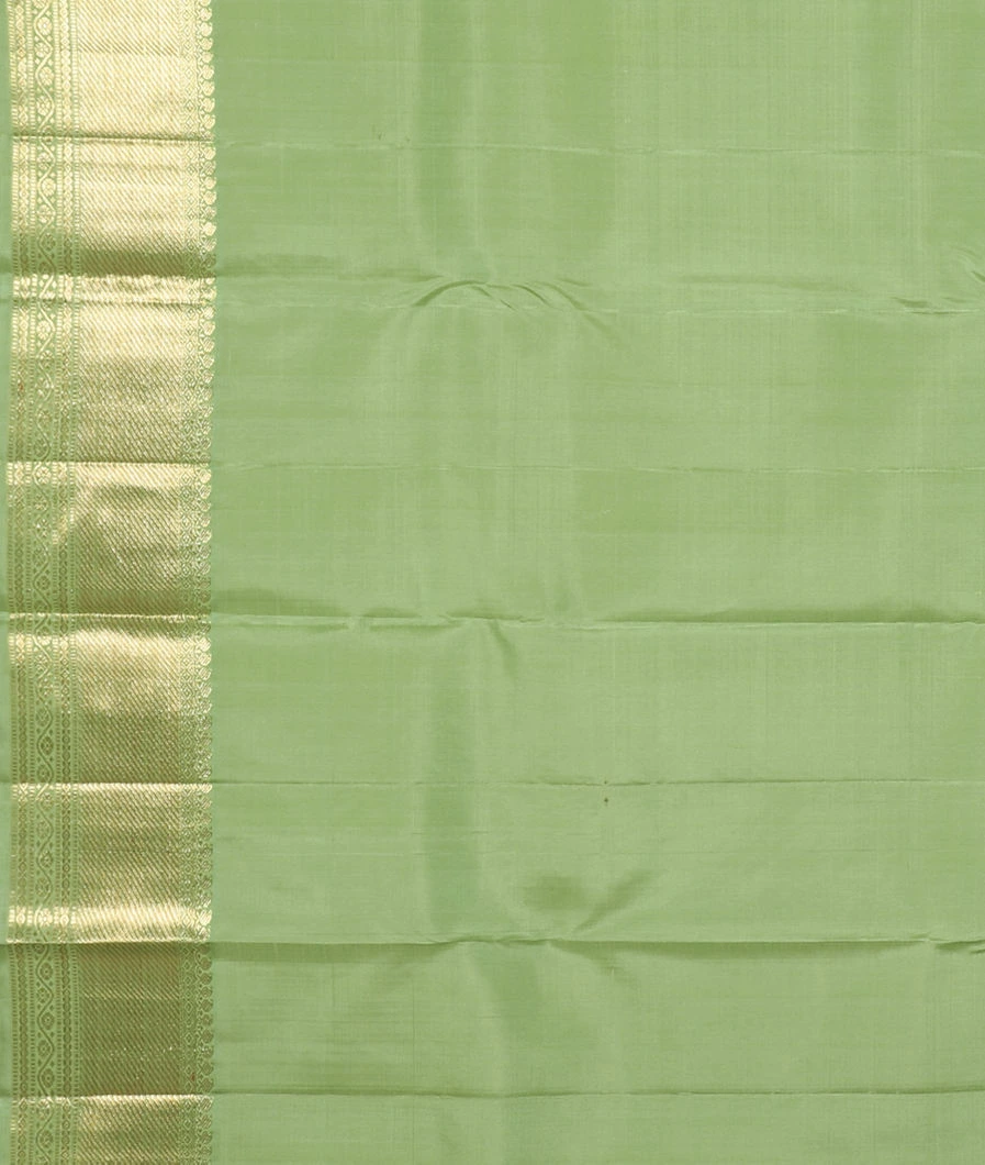 Green Handwoven Kanjivaram Silk Saree T4524753