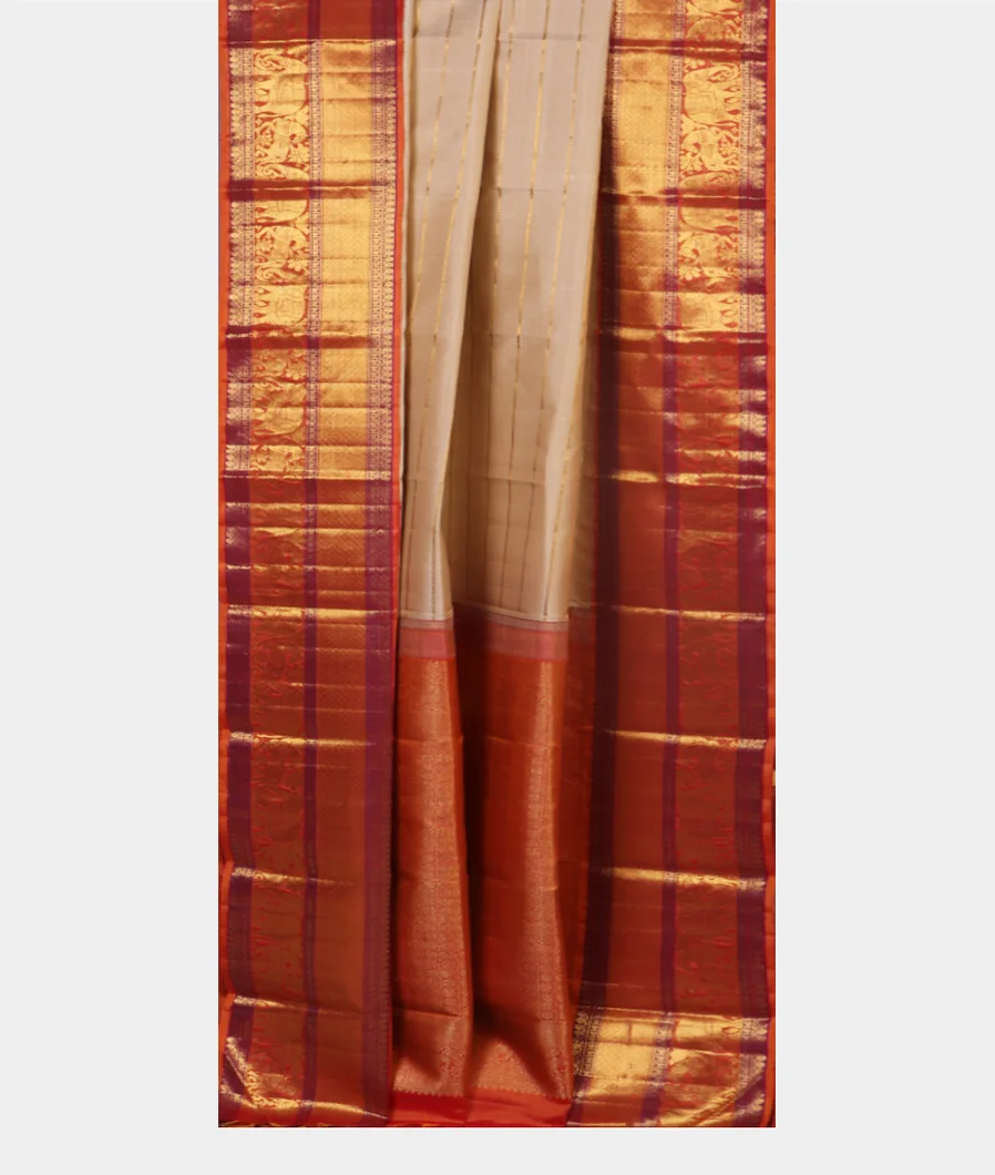 Beige Handwoven Kanjivaram Silk Saree T4469422