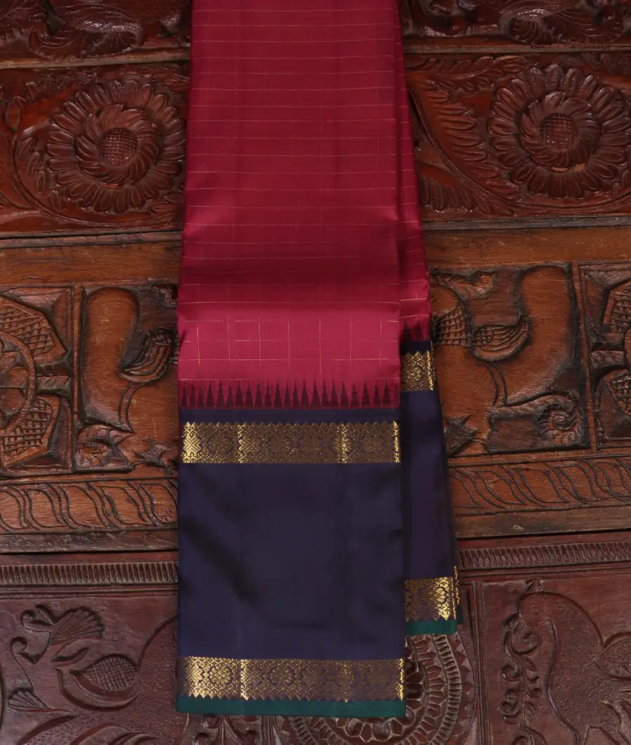 Magenta Handwoven Kanjivaram Silk Saree T434716-image