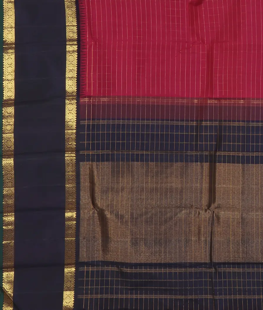 Magenta Handwoven Kanjivaram Silk Saree T4347164