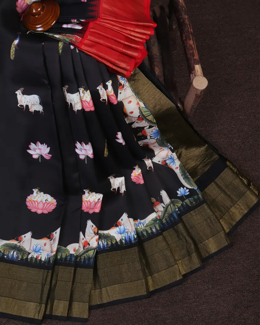 Black Printed Soft Silk Saree T4533492