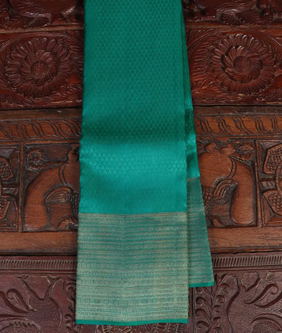 Green Handwoven Kanjivaram Silk Saree T361051-image