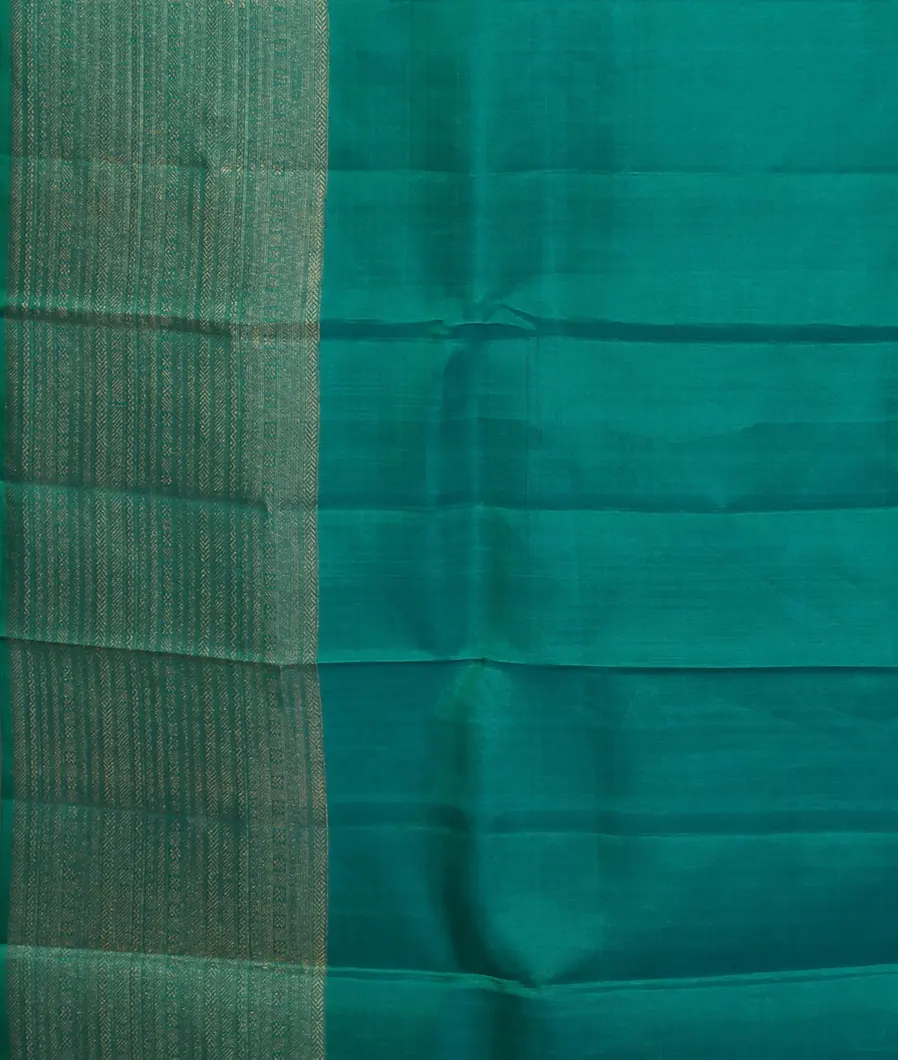 Green Handwoven Kanjivaram Silk Saree T3610513