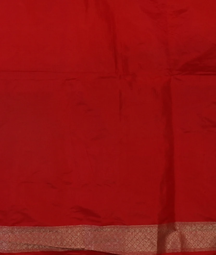 Beige Banaras Silk Saree T4557093