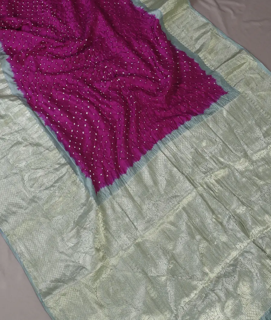 Purple Bandhani Chaniya Silk Saree T4525302