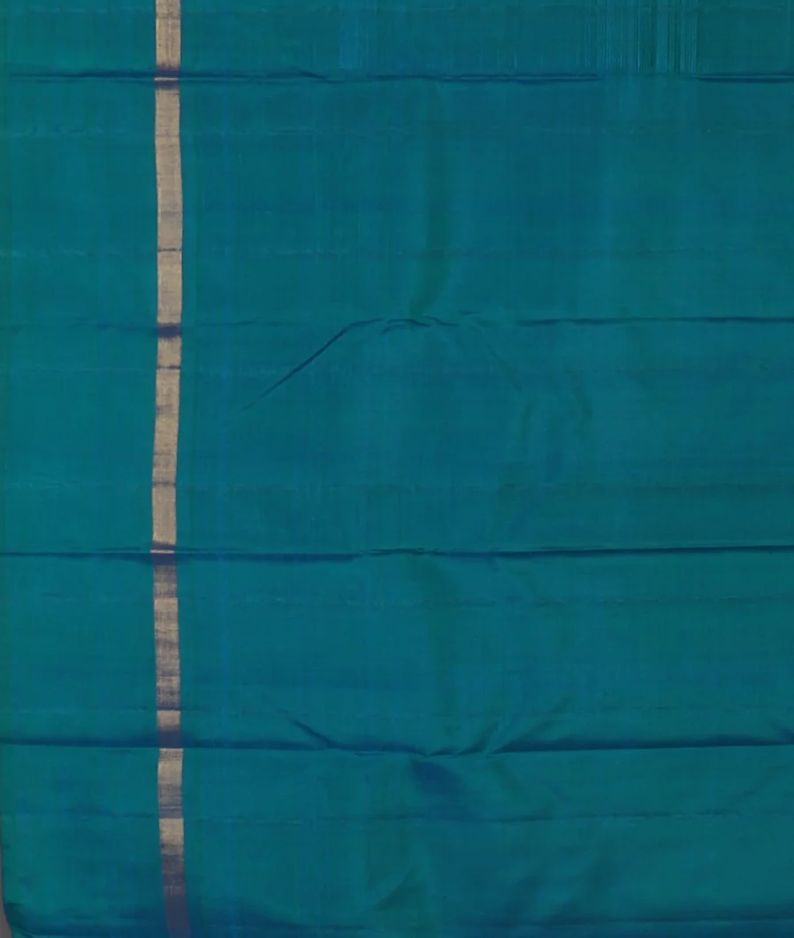 Cream and Beige Handwoven Kanjivaram Silk Saree T4382573