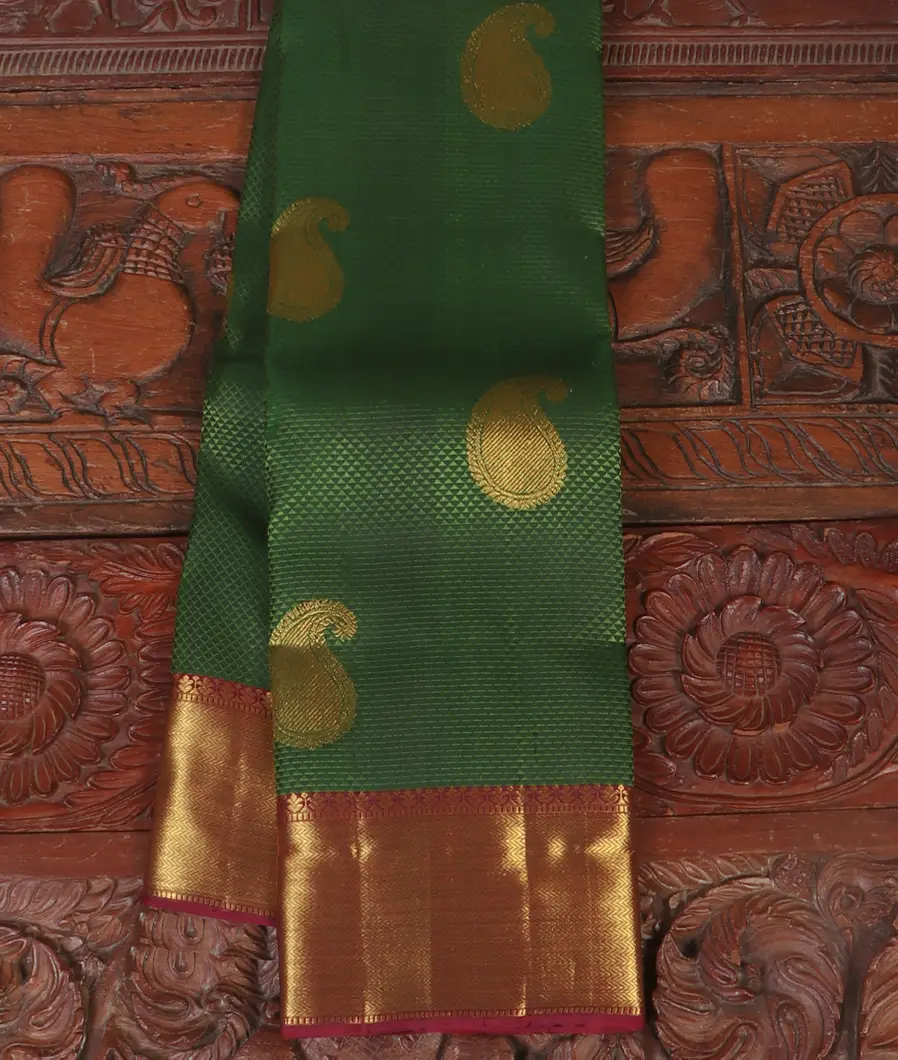 Green Handwoven Kanjivaram Silk Saree T448518-image