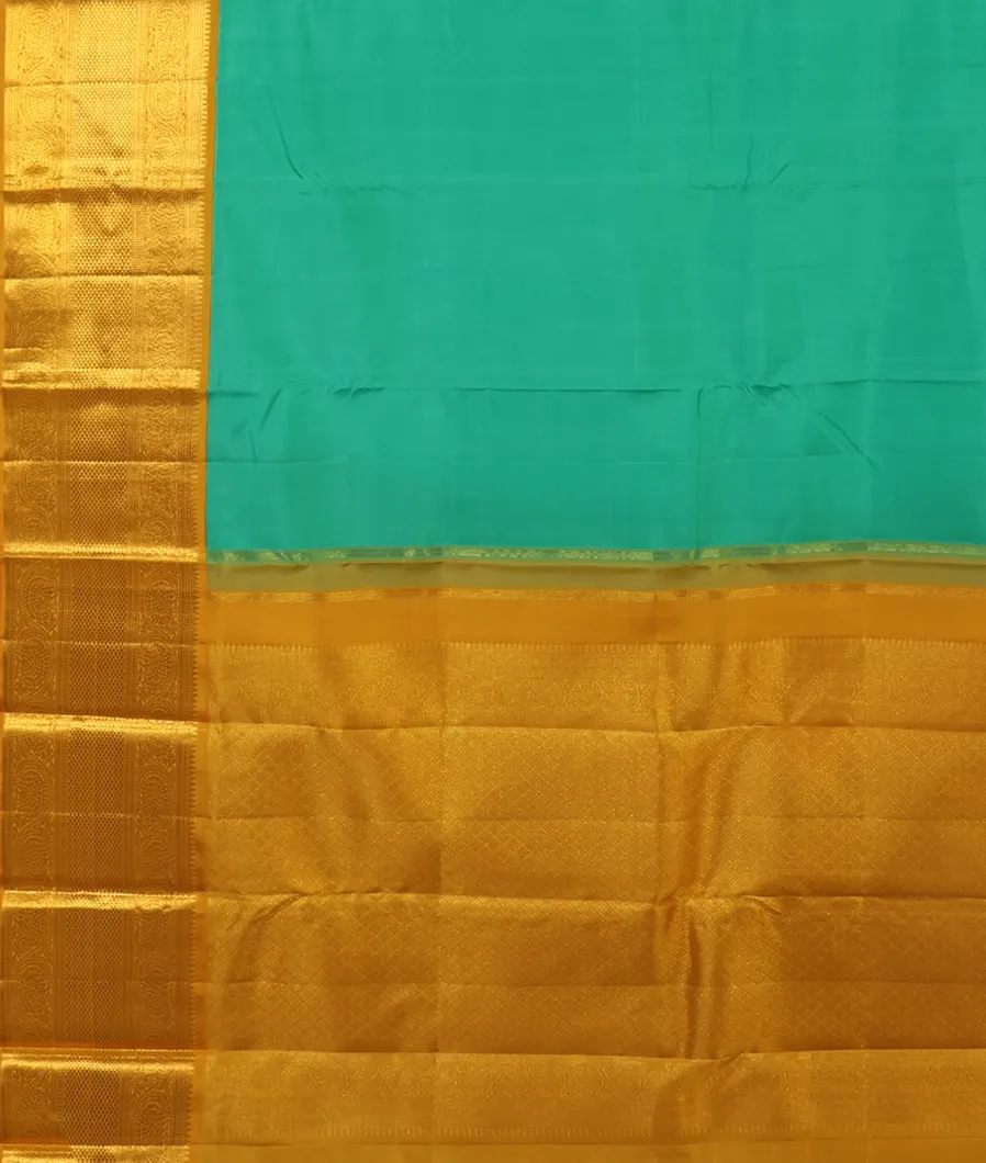 Green Handwoven Kanjivaram Silk Saree T4484924