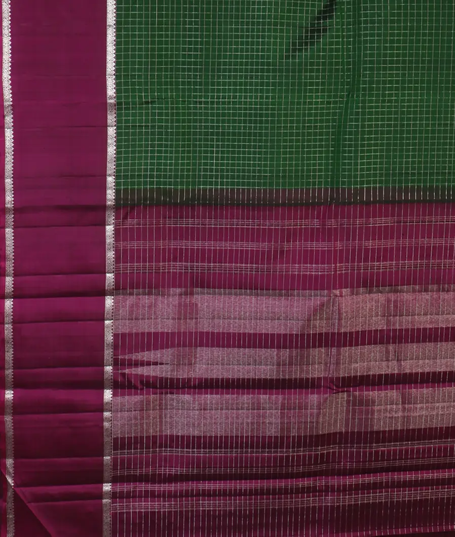 Green Handwoven Kanjivaram Silk Saree T4375984