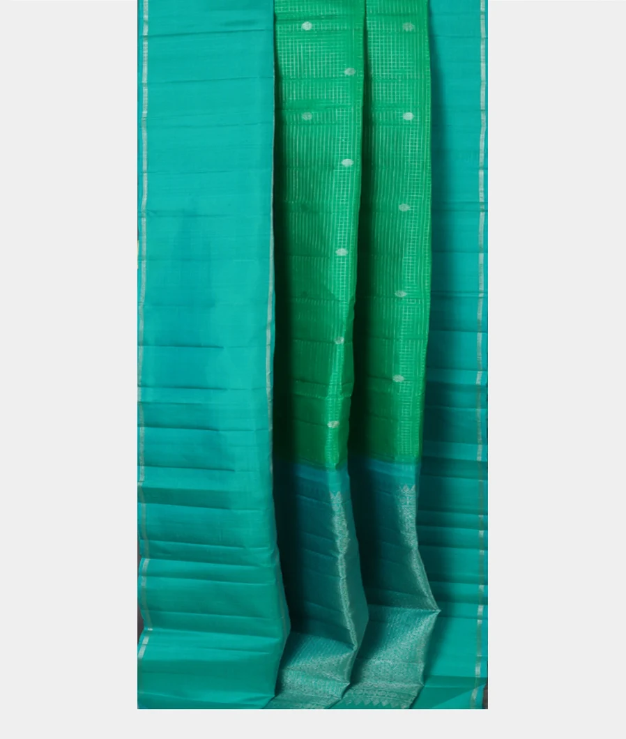 Green Handwoven Kanjivaram Silk Saree T4545892