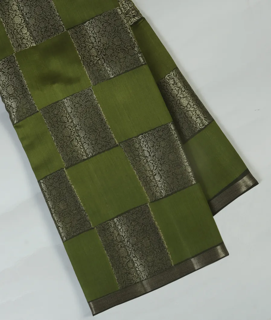 Green Chaniya Silk Saree T455889-image
