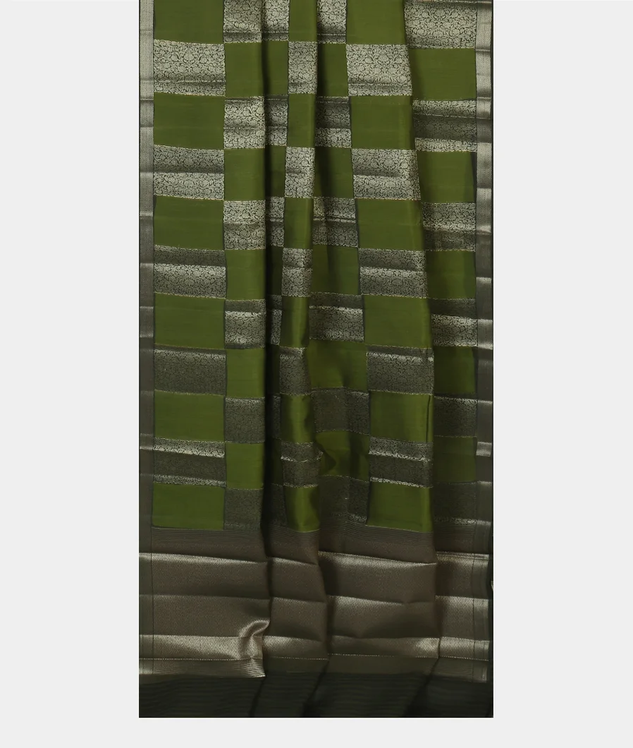 Green Chaniya Silk Saree T4558892