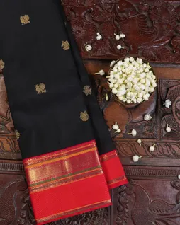 Black Handwoven Kanjivaram Silk Saree T4546401