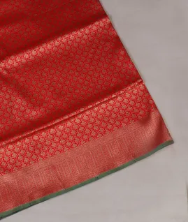 Red  Banaras Silk Saree T4557401