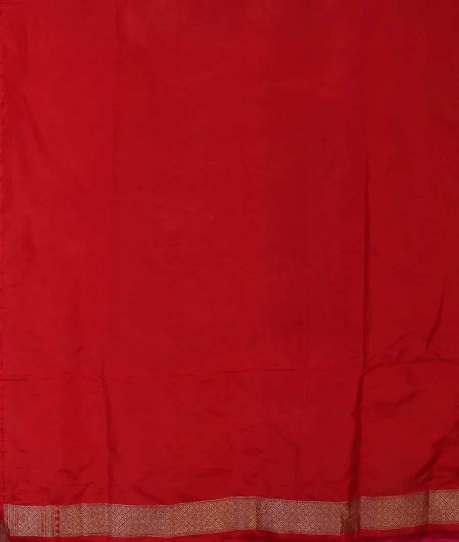 Magenta Banaras Silk Saree T4575973