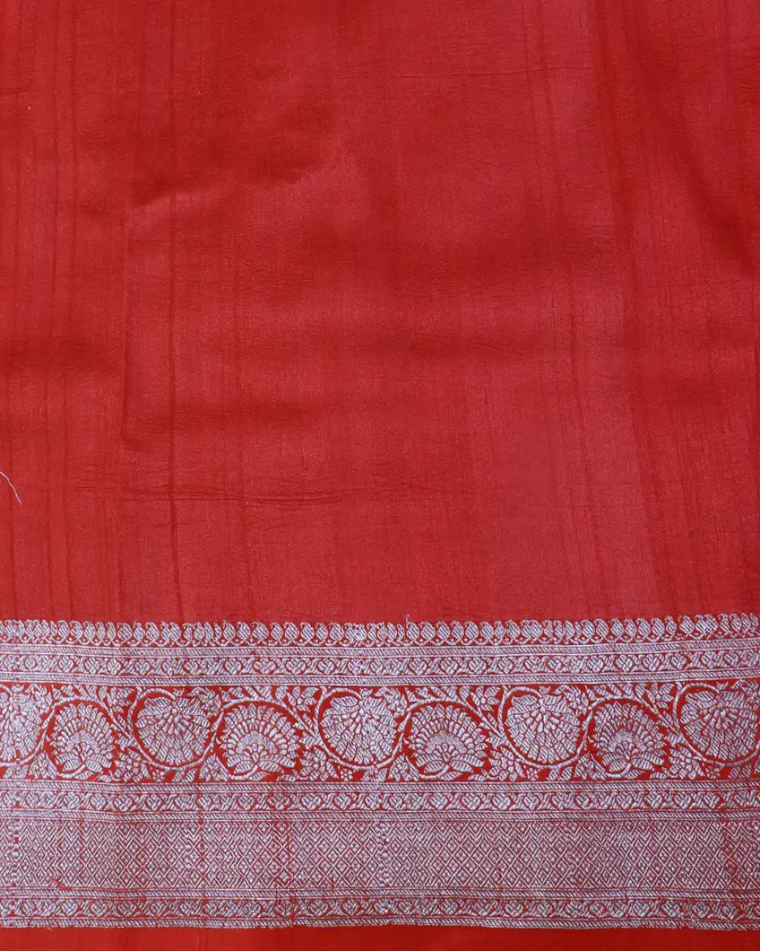 Red Banaras Kathan Silk Saree T4547623