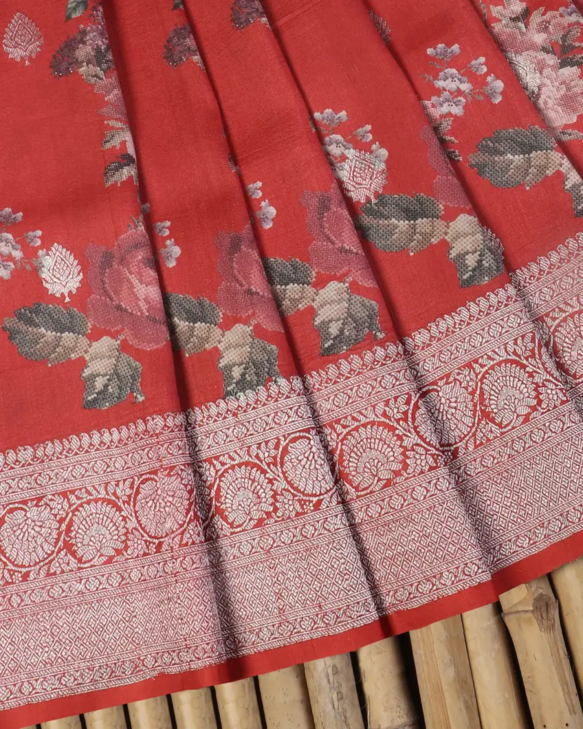 Red Banaras Kathan Silk Saree T4547625