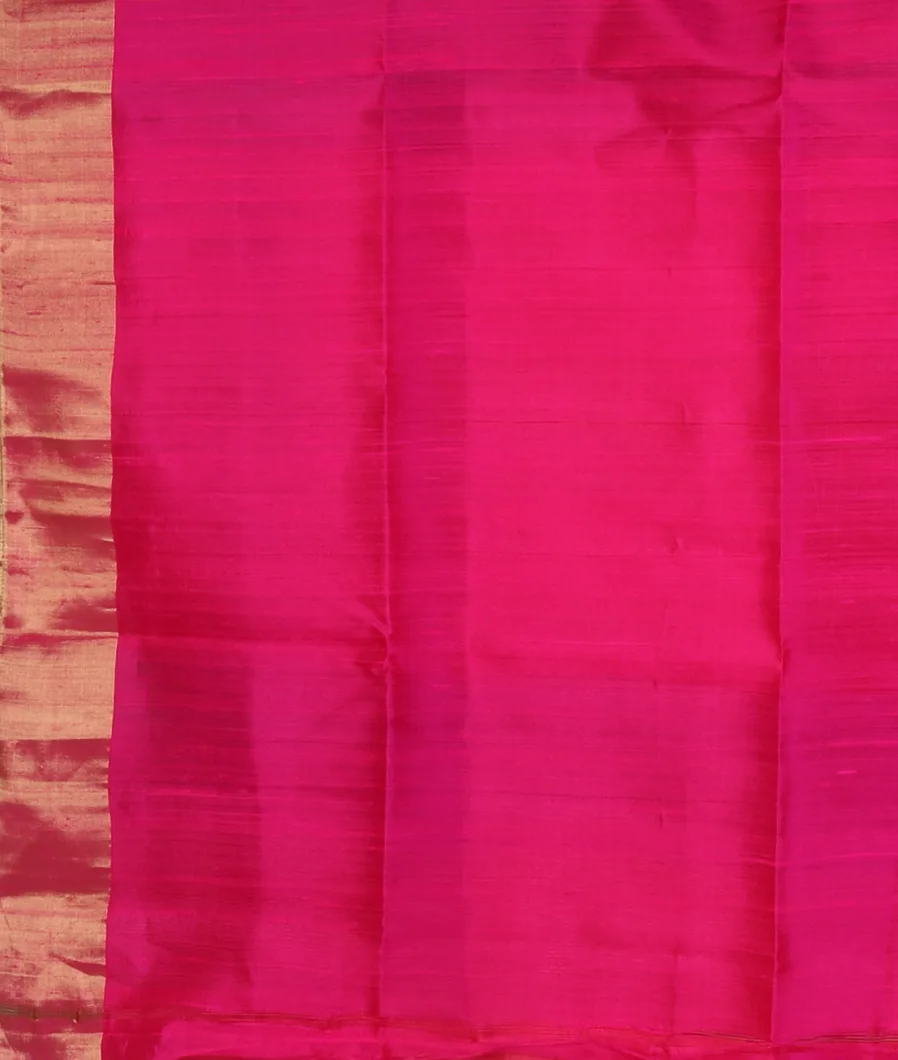 Magenta  Woven Raw Silk Saree  T4594343