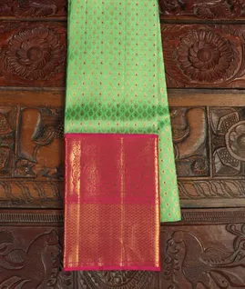Green Handwoven Kanjivaram Silk Pavadai T3608541