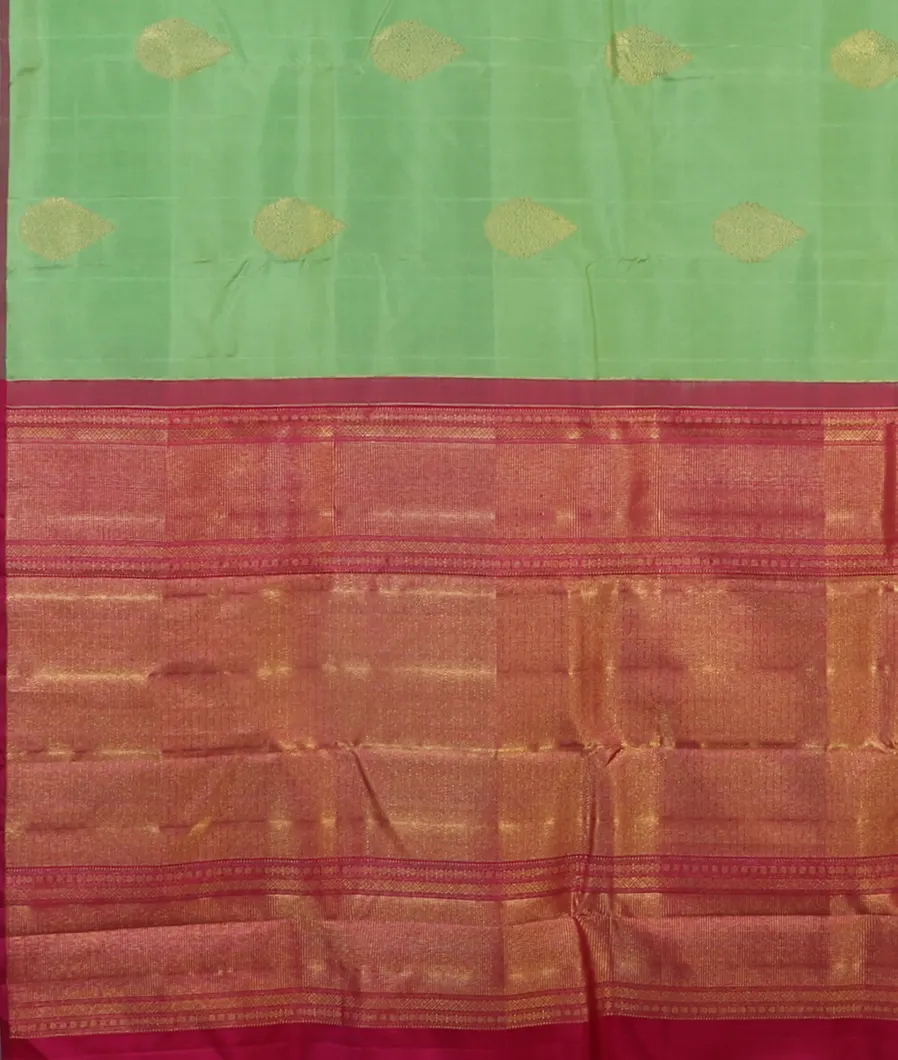 Green Handwoven Kanjivaram Silk Saree T4578764