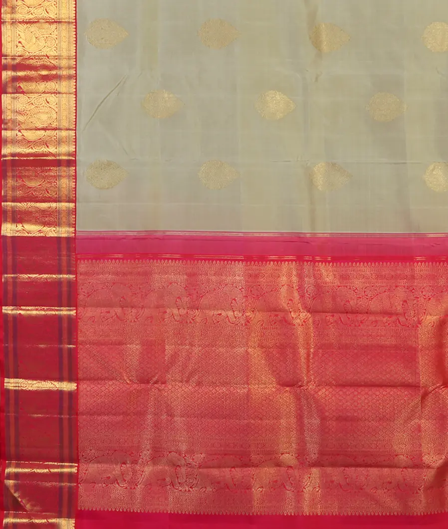 Grey Handwoven Kanjivaram Silk Saree T4482664