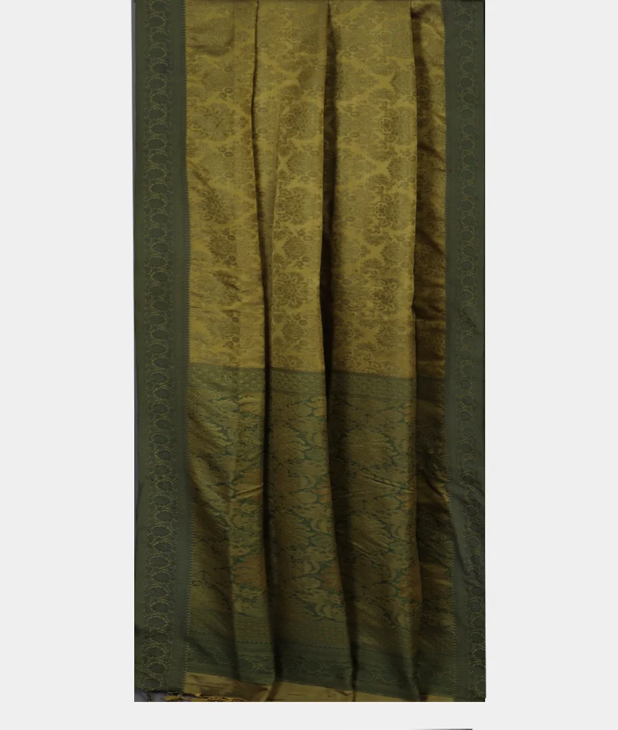 Green Soft Silk Saree T4618822