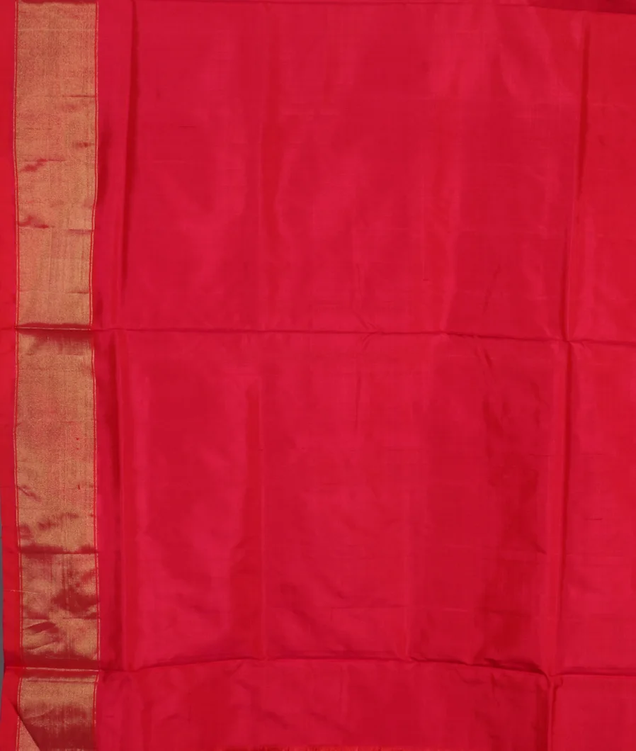 Red Ikat Silk Saree T4193273