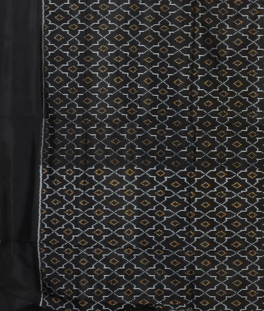 Magenta Ikat Silk Saree  T4188993