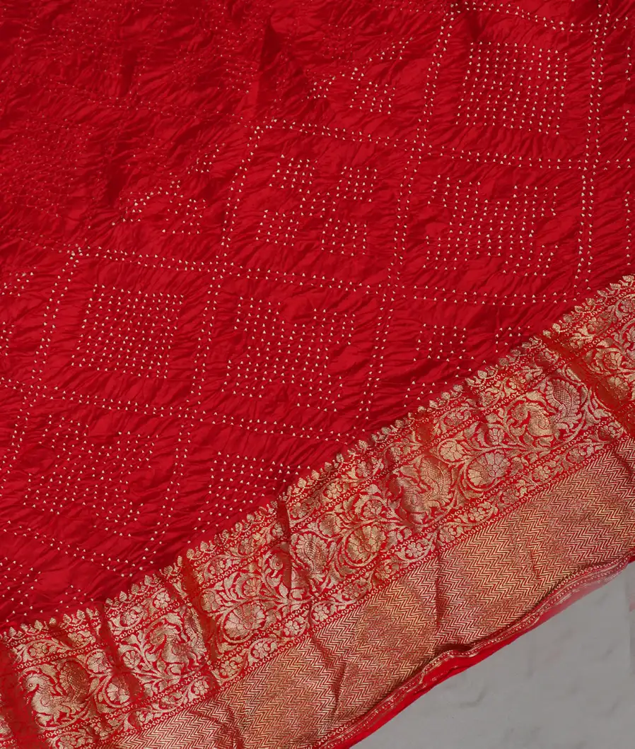 Red Bandhani Chaniya Silk Saree T4650574