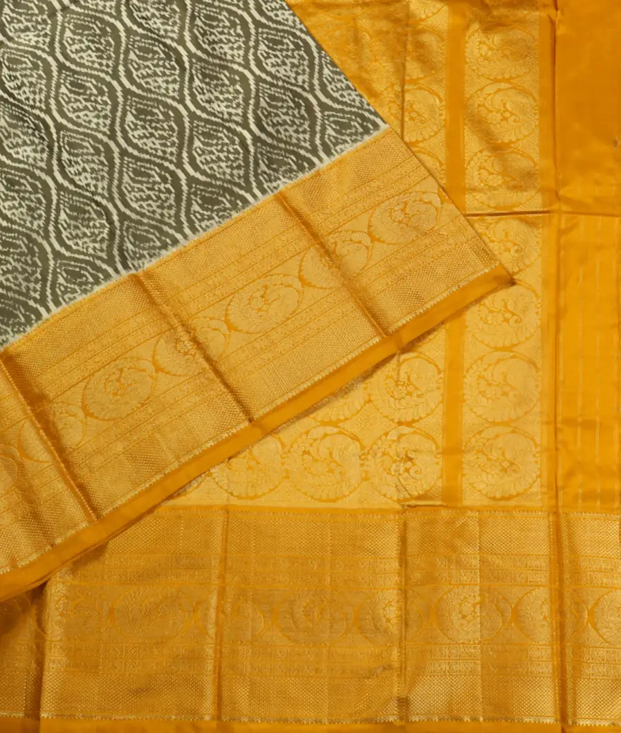 Grey Ikat Silk Saree T4649452