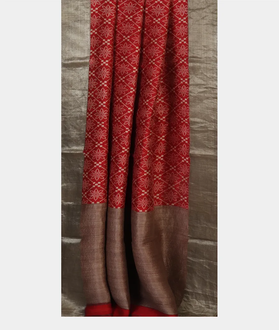 Red Tussar Printed Saree T4518162
