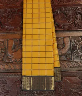 Yellow Handwoven Kanjivaram Silk Saree T4131631