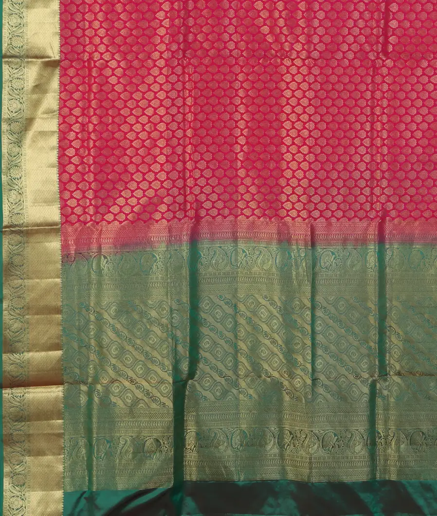 Magenta Soft Silk Saree T4029034