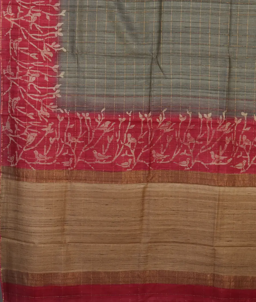 Grey Tussar Printed Saree T4672354