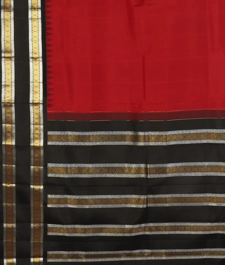Red Handwoven Kanjivaram Silk Saree T4391184