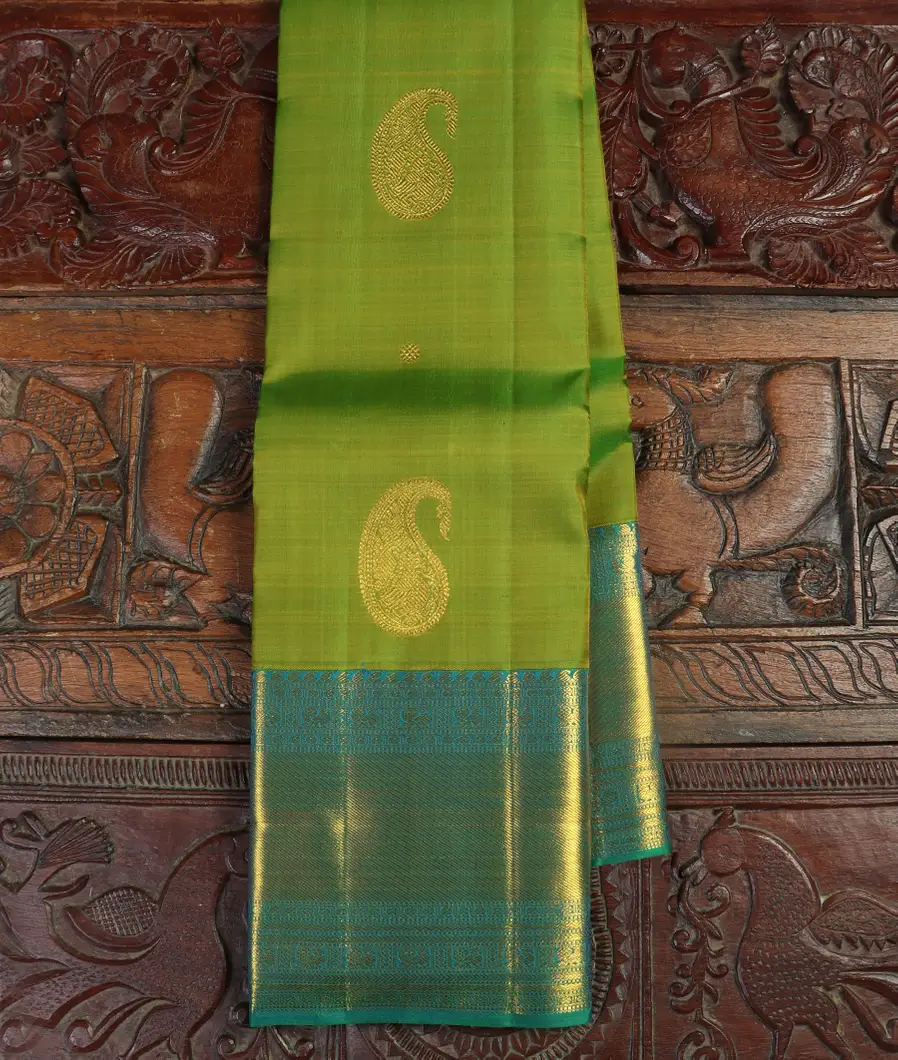 Yellowish Green Handwoven Kanjivaram Silk Saree T466131-image
