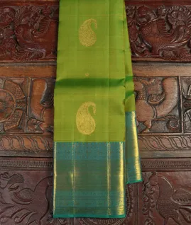 Yellowish Green Handwoven Kanjivaram Silk Saree T4661311