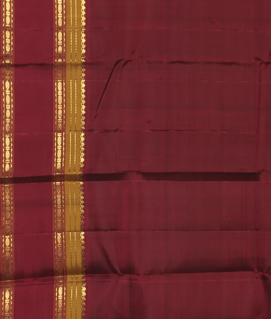 Green Handwoven Kanjivaram Silk Saree T4654013