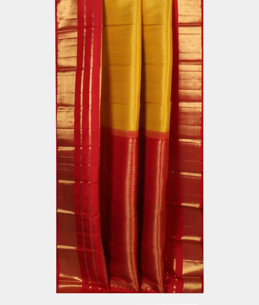 Yellow Handwoven Kanjivaram Silk Saree T3979222