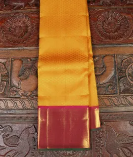 Yellow Handwoven Kanjivaram Silk Saree T4657621